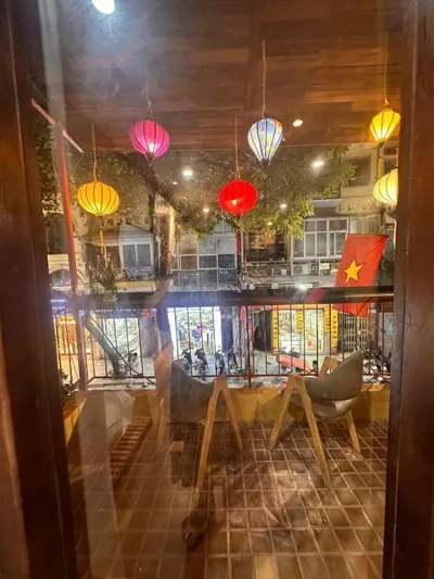 Central entire house in Hanoi beer street – Fotos 4